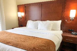 Comfort Suites - Oshkosh - 2