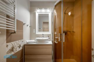 Apartamenty BlueSky - Przemysłowa, w spokojnej, zielonej okolicy, blisko dworca PKP i sklepów - 1