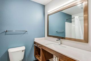 WoodSpring Suites West Des Moines - 9