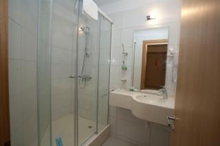 Mari Vila Hotel - Bukarest - 7