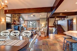 Boulder Ridge Haus - 3