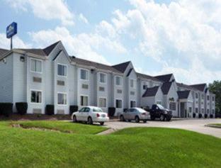 Microtel Inn by Wyndham Lexington - 9