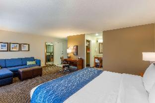 Comfort Inn & Suites Logan Near University - 3