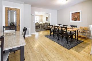 The Gray House by Gallaudet 4 BR 3 BA - Washington - 2