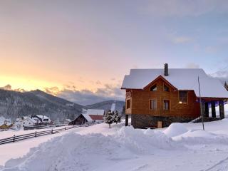 Guest House Velet - Bukovel - 0