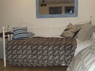 The Swallows Guest House - 3