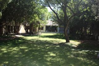 Karoopark Guest House - Graaff-Reinet - 4