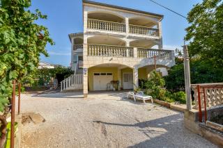 Apartments JureG - Rogoznica - 0