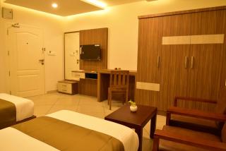 WHITE SUITE HOTEL - Kozhikode - 8