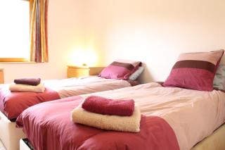 7-28 day stay for best rates- Chalet Les Carroz - 7