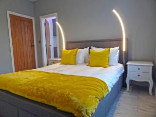 Sea Nest Apartment by Seaside Llandudno - Llandudno - 2