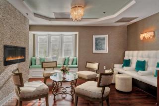 Water's Edge Resort & Spa - 2