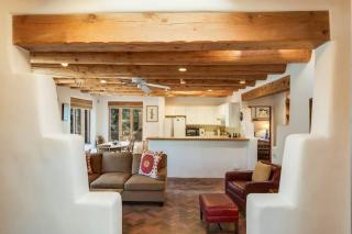 Foothills Retreat- Patios, Rooftop Deck, Quiet, 2BR - 5