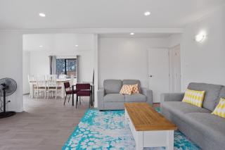 A Wave From It All - Waihi Beach Holiday Home - 9