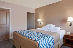 Travelodge by Wyndham Eureka - 8