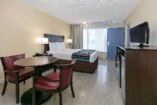 Days Inn by Wyndham Natchez - 8