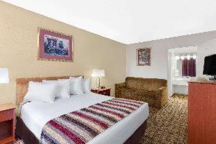 Days Inn by Wyndham Natchez - 3