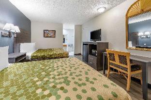 Econo Lodge On Historic Route 66 - 7
