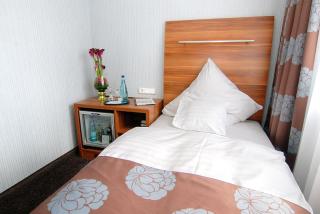 Hotel Karl - Offenbach - 9