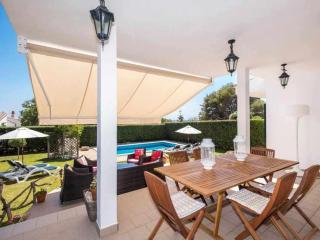 VILLA JARAMA - Elegante chalet cerca de la playa - 1