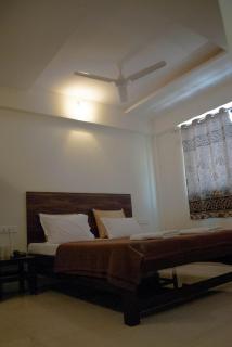 Hotel Govindpuram - 3