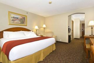 Stay Suites formerly known as Days Inn & Suites by Wyndham La Crosse-Onalaska - Onalaska - 9