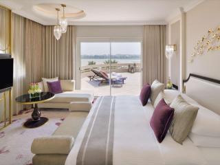 Mövenpick Hotel Bahrain - Manama - 1
