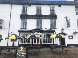 Black Bull Hotel - 4