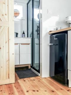 LushHills - Tiny House - Modern House On Wheels - 5