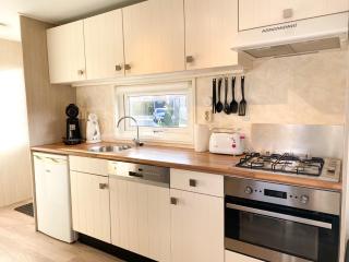 Kindvriendelijk Chalet voor 6 personen SE05 - Serooskerke - 1