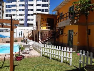 Cozinha Equipada em Apartamento para Alugar em Torres RS - 5