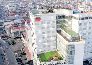 HARRIS Hotel Pontianak - Pontianak - 0