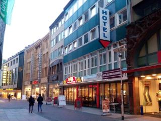 Hotel Central Hannover - Hannover - 9