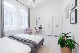 APTs in OLD TOWN PRAGUE by Michal&Friends - Prague - 1