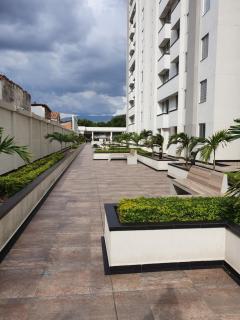 Lindo Apartamento Completo, en una muy buena zona - Cúcuta - 1