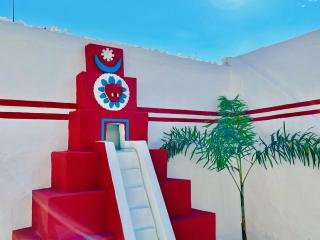 Casa Piramide: Fully Furnished 2-Bedroom House w/ Private Swimming Pool and Waterfall, 5 Minute Walk from the Beach - Barra de Navidad - 9