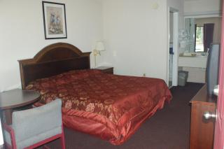 The Patriot Inn - 2
