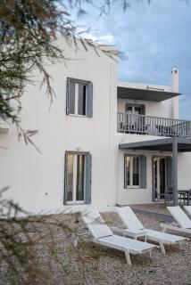 Milos Waves Luxury Apartments - 2