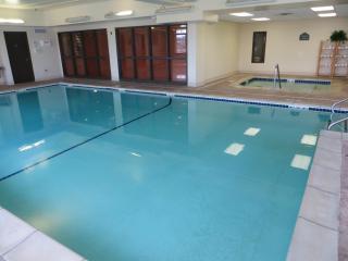Wingate by Wyndham Peoria - Complimentary Area Shuttle - Peoria - 5