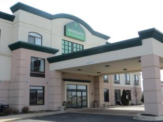 Wingate by Wyndham Peoria - Complimentary Area Shuttle - Peoria - 6