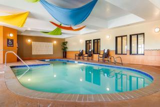 Comfort Inn & Suites Brighton Denver NE Medical Center - Brighton - 0