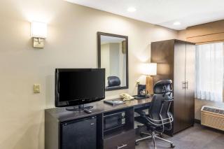 Sleep Inn & Suites - Niantic - 2