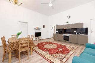 Apartment Pijarska Kraków by Noclegi Renters - Cracovia - 1