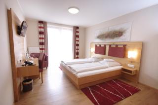 Da`Sporrer Hotel & Wirtshaus - Neunburg vorm Wald - 3