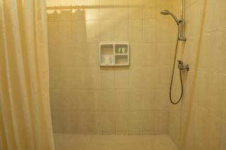 Besakih Beach Hotel - 2