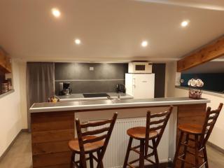 GITES LES MAISONS ROUGES - Jasseron - 8