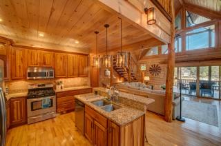 Heaven on the Lake - Blue Ridge - 3