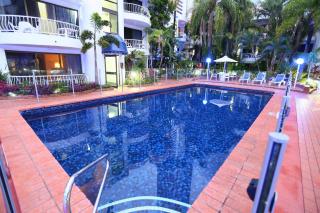 St Tropez Resort - 3