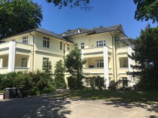 Villa Caprivi - Ferienwohnung 7 - Heringsdorf - 2