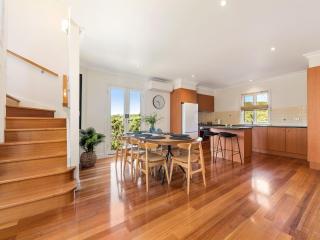 Hamptons By The Bay - Rye - 4